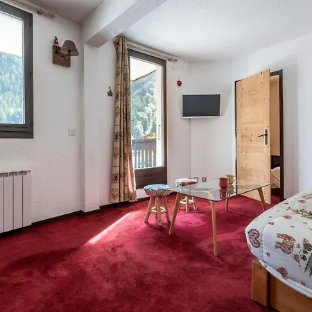 Apartment L'aiguille, Au Pied Des Telecabines